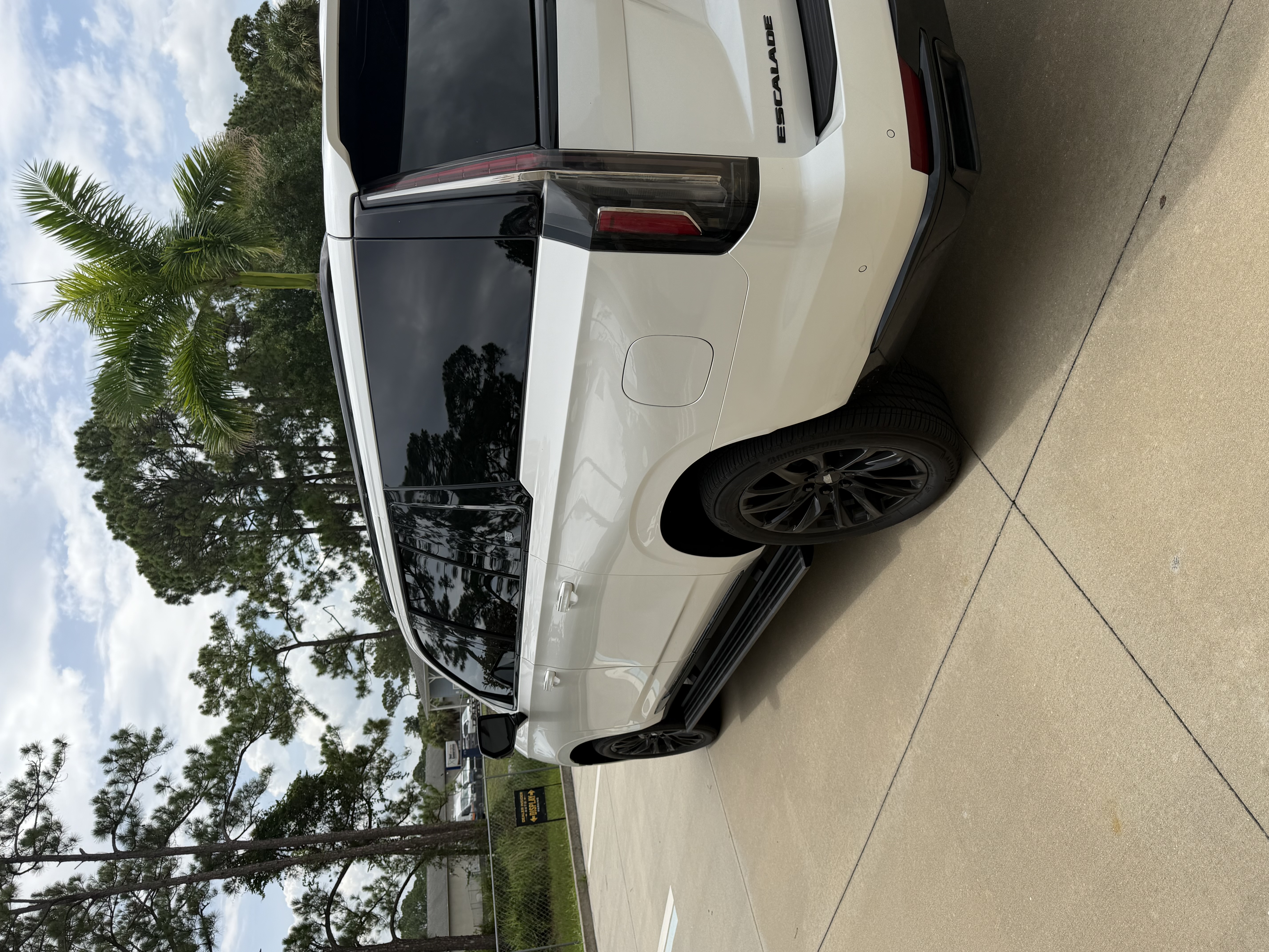 2024 Cadillac Escalade ESV Sport Platinum - Photo 18